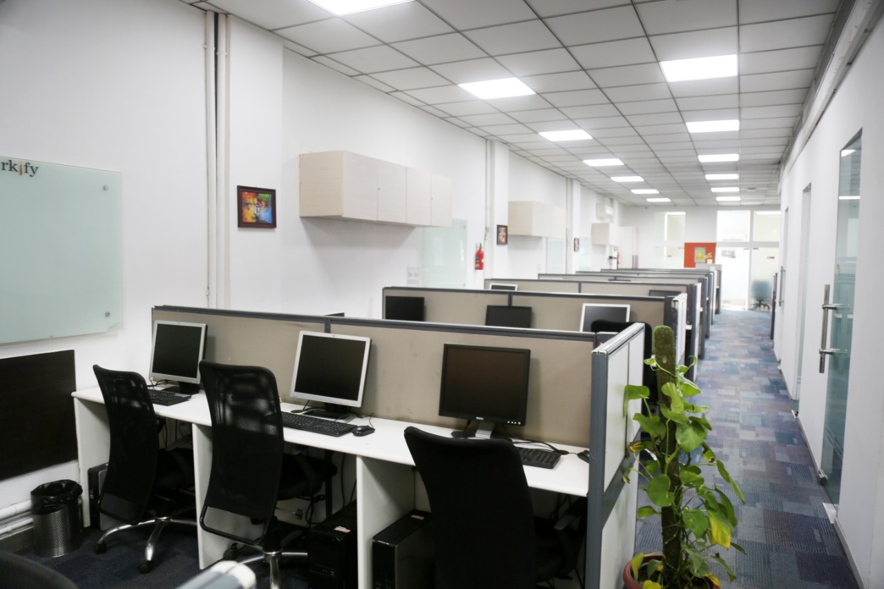 shared serviced office space for rent in gurgaon, Fully furnished Serviced shared office space, Workify coworking Gurgaon image 6